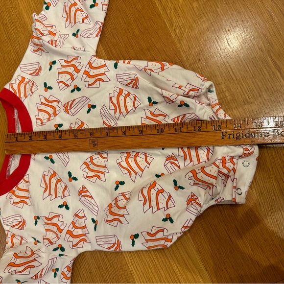 Christmas Tree Snack Romper Little Debbie Style Christ. Tree Size 100 (apr sz3) - Picture 5 of 6